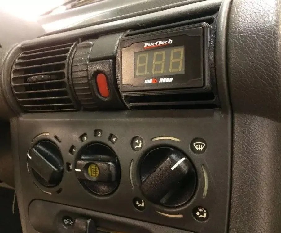 Pod Soporte Ventilación Corsa Wideband Fueltech Nano - 3d 7